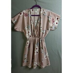 Eden In Love Floral Mini Dress Women's Small Short Sleeve V Neck